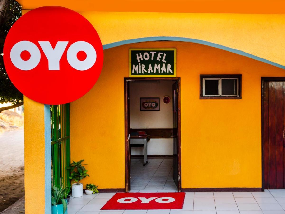 Oyo Hotel Miramar, Loreto 로레토 외부 사진